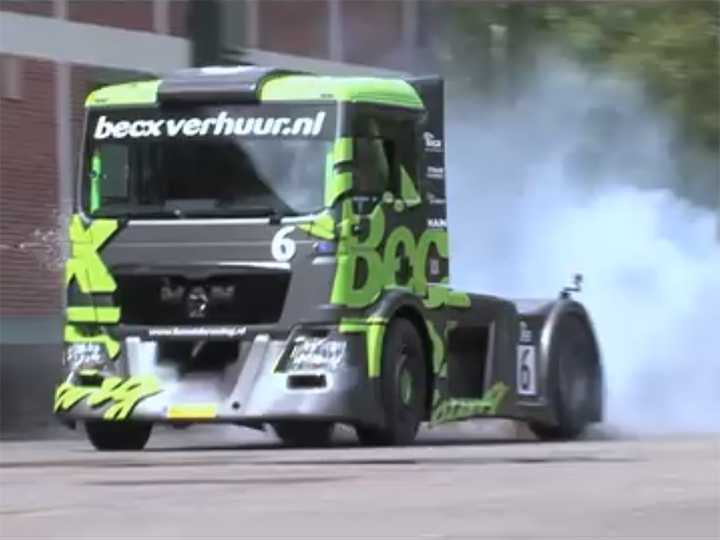 1100 Horsepower Semi Drifts Around Corners And Tears Up The Streets