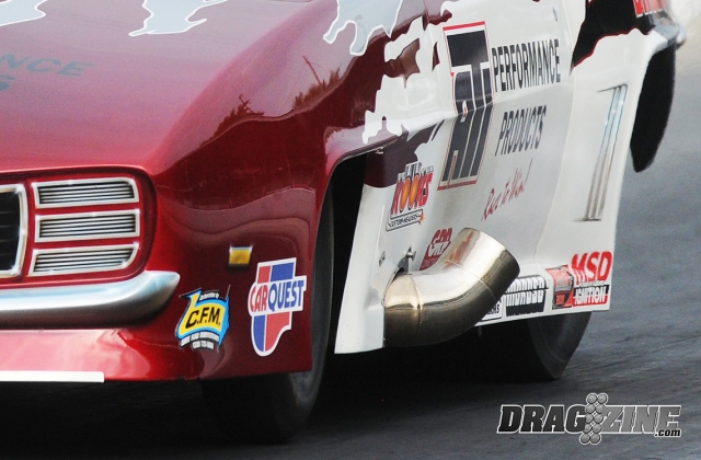 Pro Modified racer Chris Rini firmly believes in the advantages of bullhorns, having tested them side-by-side with their previous exhaust setups and noting a difference in how the carry reacts in the front half of the track.