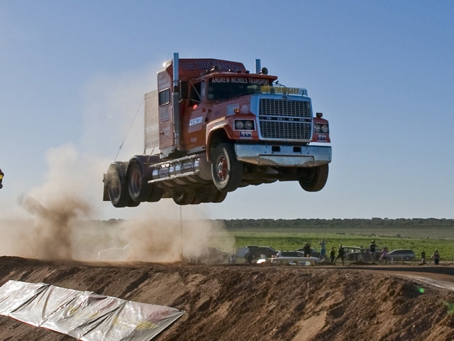 SEMI_Mid_air