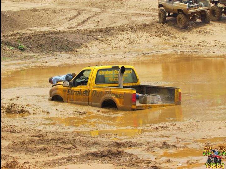 Diesel Mud Truck, Stroked Out Diesel Doing It Right!