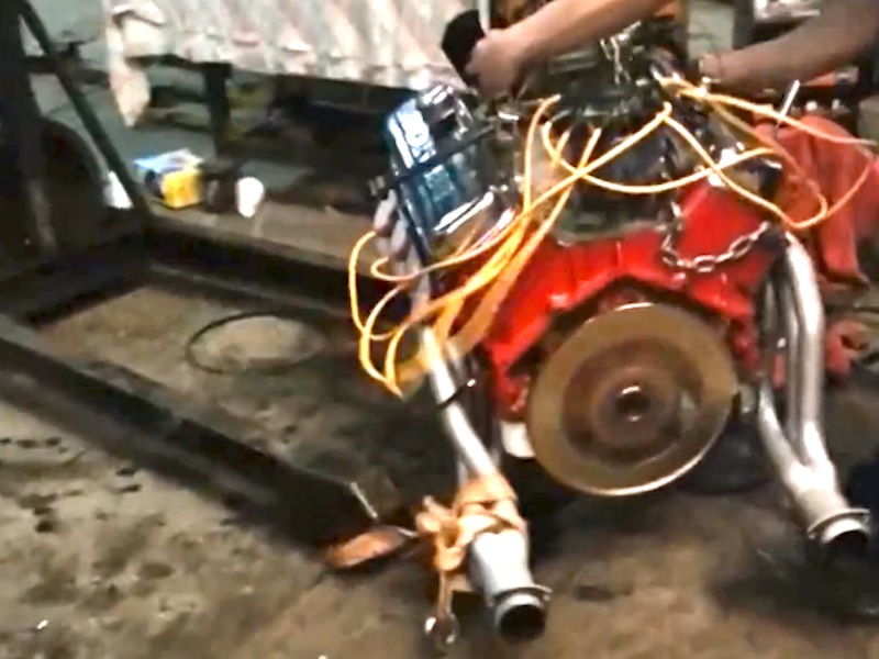 Video: Harnessing Your Inner Redneck With A 454 Startup On The Hoist