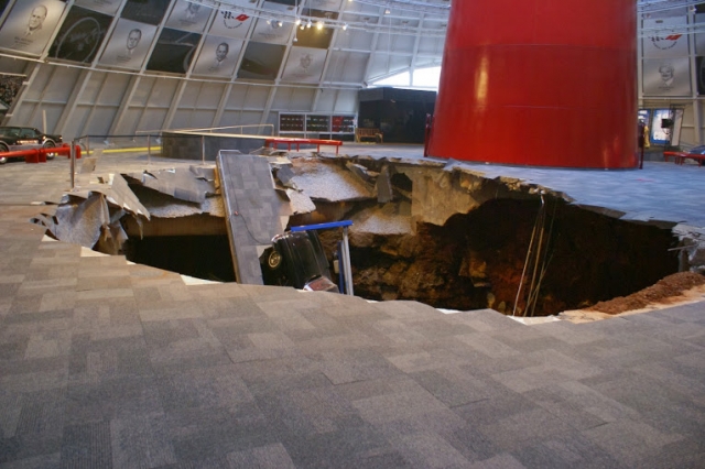 sinkhole-2