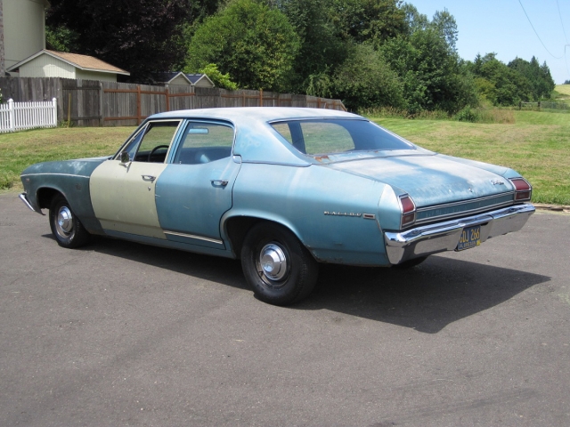 1969-chevelle-4-door