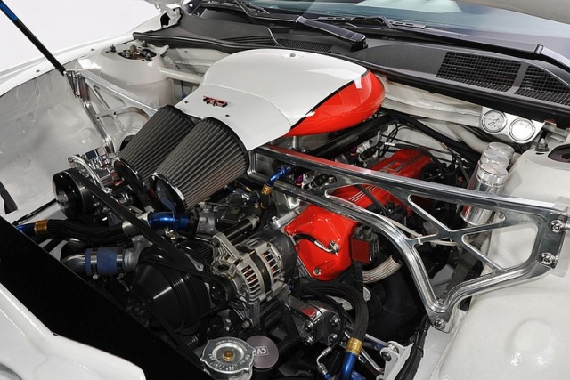 Toyota Camry NASCAR TRD 358 engine