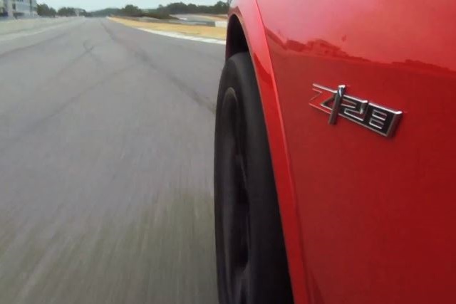 Video: A Pair of Z/28 Camaros Duke it Out on the Track