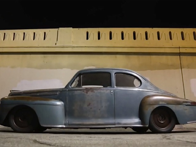 Video: 1946 Lincoln Becomes an ICON Derelict