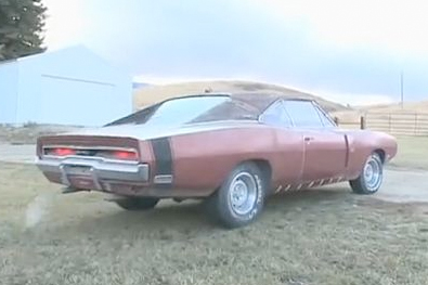 Video: Luckiest Kid In the World Gets Survivor 1970 Dodge Charger RT