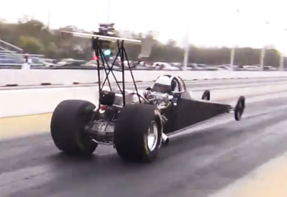 Unique Twin-Turbo, Ford-Powered Top Dragster Takes Flight