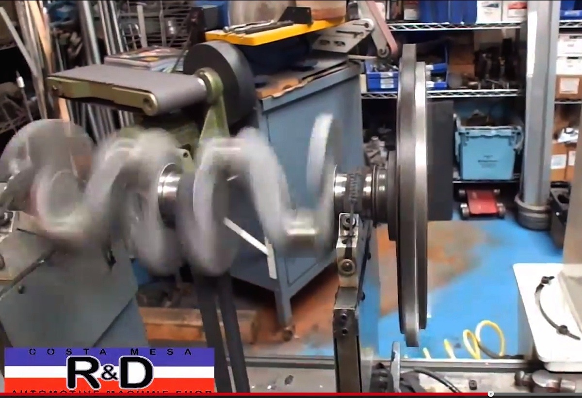 Video: Checking Ring Gear Alignment On The Crankshaft Balancer