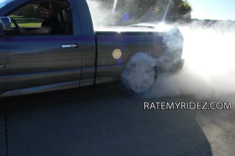 Video: Ultra Violent 2006 Dodge RAM SRT-10 Puts The Hammer Down