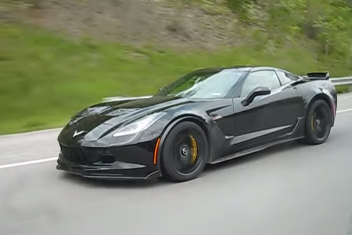Video: New C7 Z06 Spotted On a Public Road, Sans Camouflage