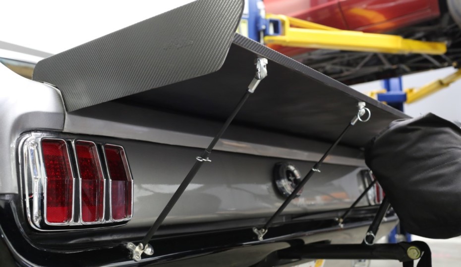 Installing Ed Quay's Sheetmetal Wing On Biting The Bullitt