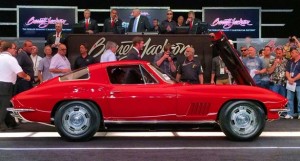 Bidding for the L88 coupe took less than two minutes to break the standing record by almost ten-percent. (Photo courtesy Barrett-Jackson)