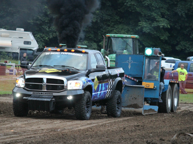 Battle On Badger Road, NW Truck Pulling