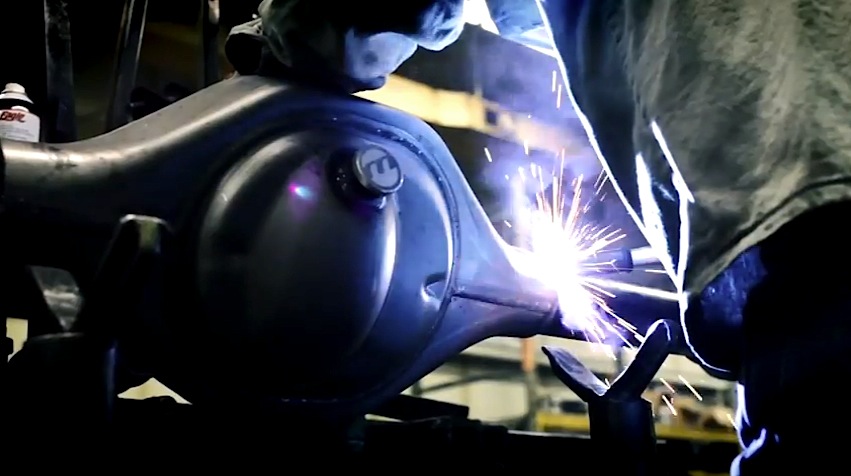 Video: The Auto Industry Is One Big Racing Family