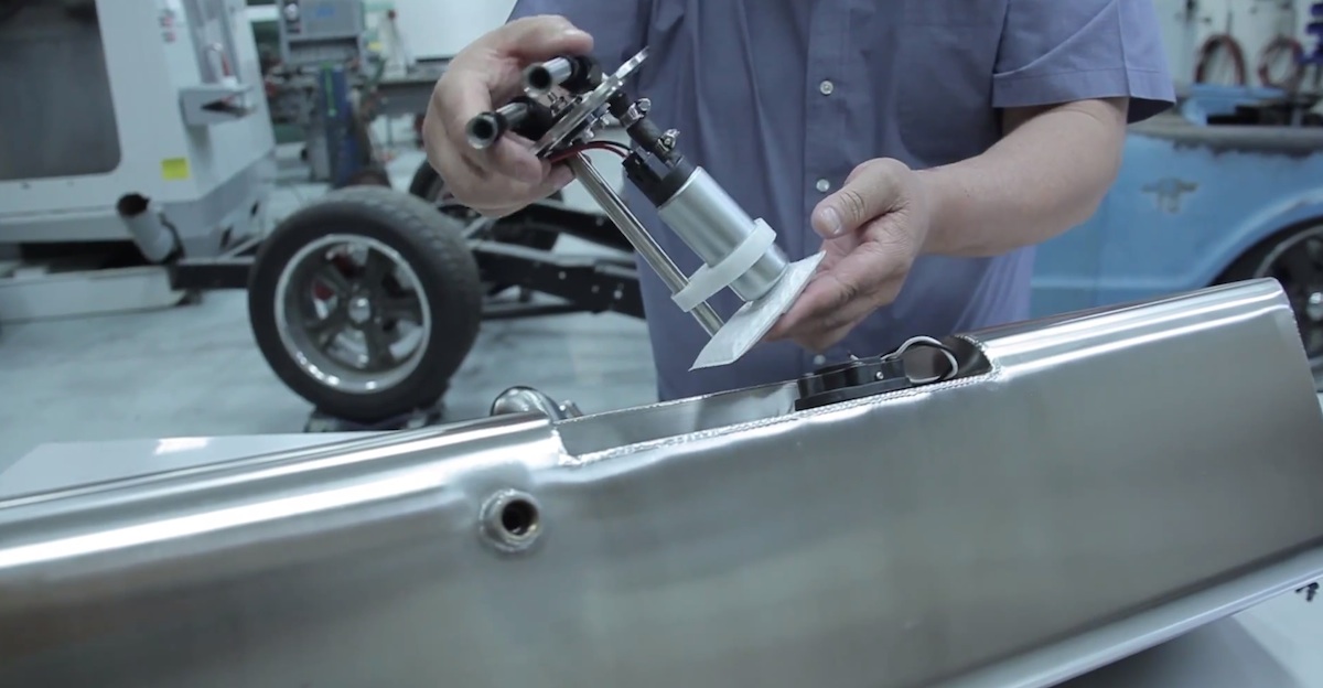 Video: Rick's Tanks 1969 GM F-Body Narrowed Tank