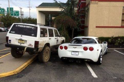 Watch This Jeep Owner Gaff Corvette Owner Parked Like A D*%$