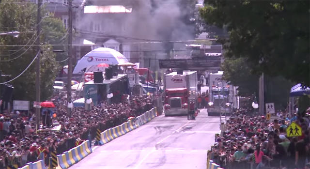 Semi racing 1