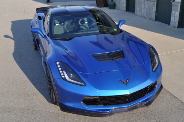 2015-Chevrolet-Corvette-Z06-Coupe-18-800x567