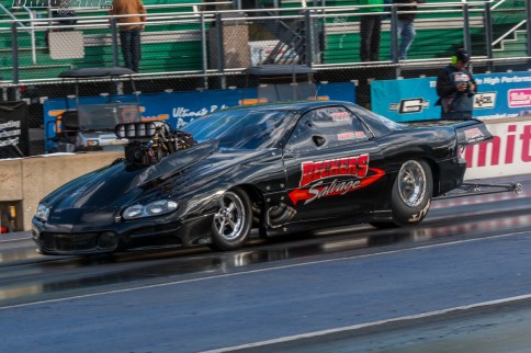 Mike Decker Jr. Clicks Off Quickest-Ever Outlaw 10.5 Run In the U.S.
