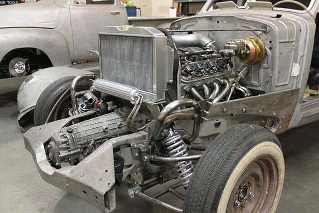 Notice the Porsche transmission that is going to hide under the front bumper.