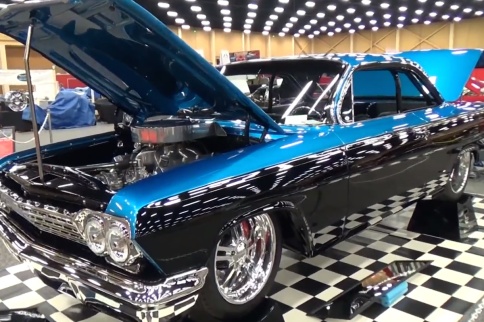 Video: Checking Out A Super Clean '62 Chevrolet "Bubble Top" Bel Air