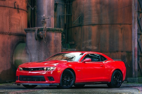 Video: Chevy's Camaro Z/28 Wins MotorTrend's "Best Driver's Car"