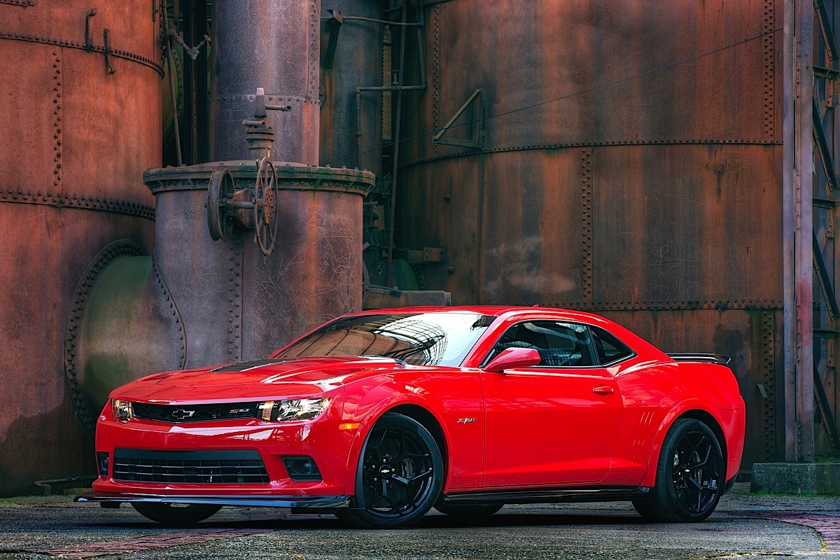 Video: Chevy's Camaro Z/28 Wins MotorTrend's "Best Driver's Car"