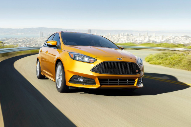 2015FocusST_07_HR