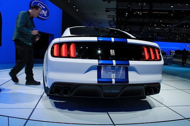 GT350-027