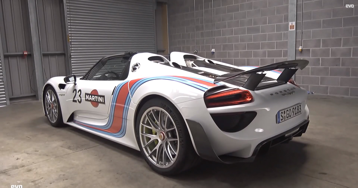 Video: EVO Tests The McLaren P1 and Porsche 918 Spyder Side-By-Side