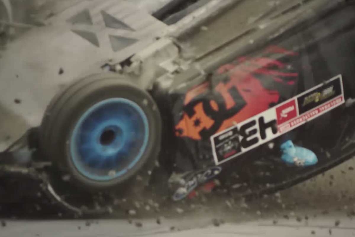 Video: It's The Crews That Keep Those Fords Winning Races
