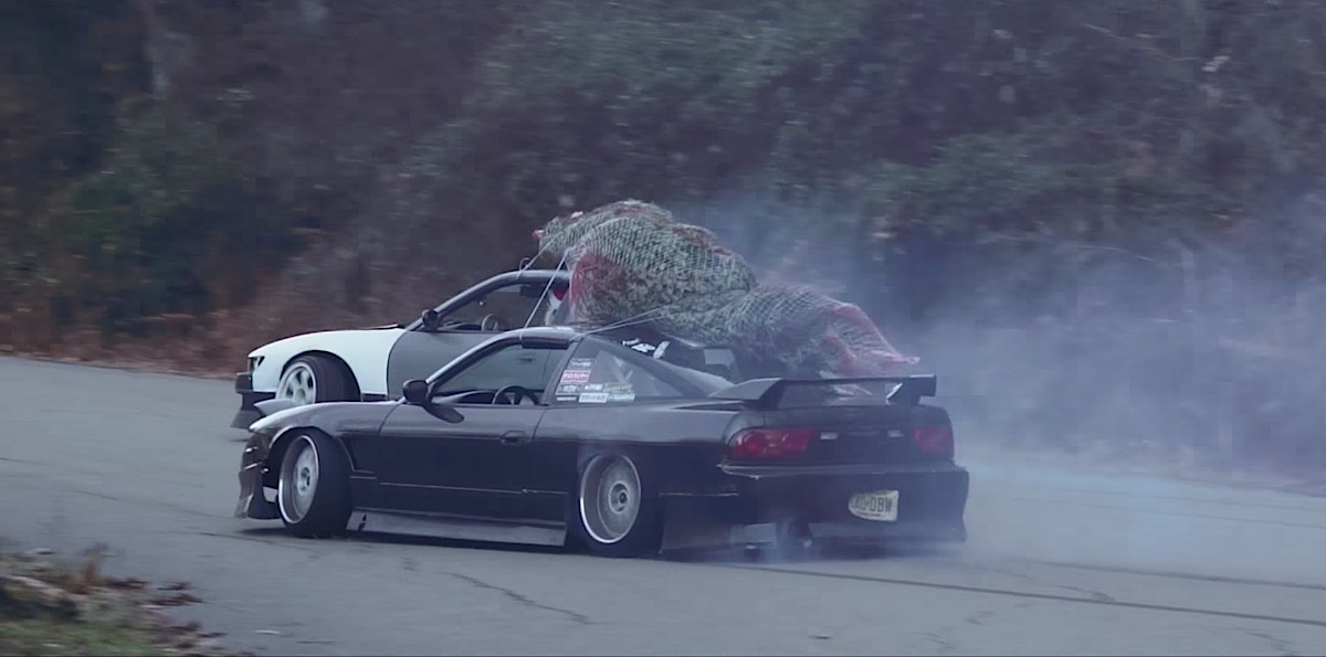Video: Showing Christmas Spirit The Right Way!