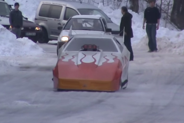 C4funnycar_2