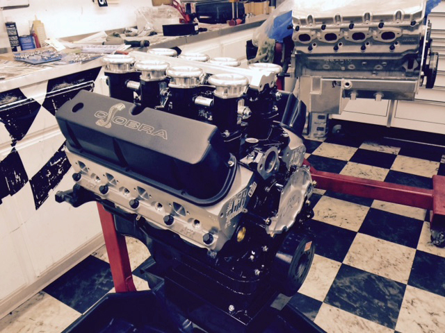 Video: Quarter Mile Performance Builds 550 HP Pump Gas SBF