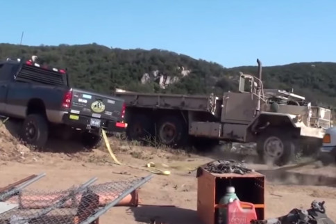Video: One More Way To NOT Use A Tow Strap