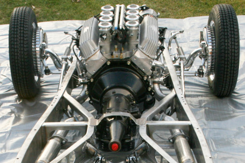 Video: Prestige Motorsports Builds Sweet 8-Stack Injected SBF Engine