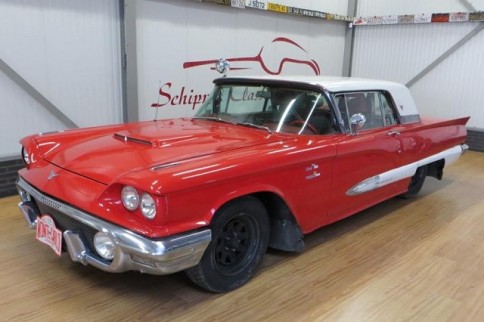 Video: 1959 Ford Thunderbird Rally Car Is Full Size Hooning Fun