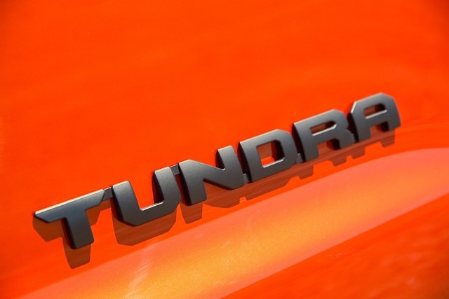 tundra2015_Toyota_TRDPro_Tundra_0101