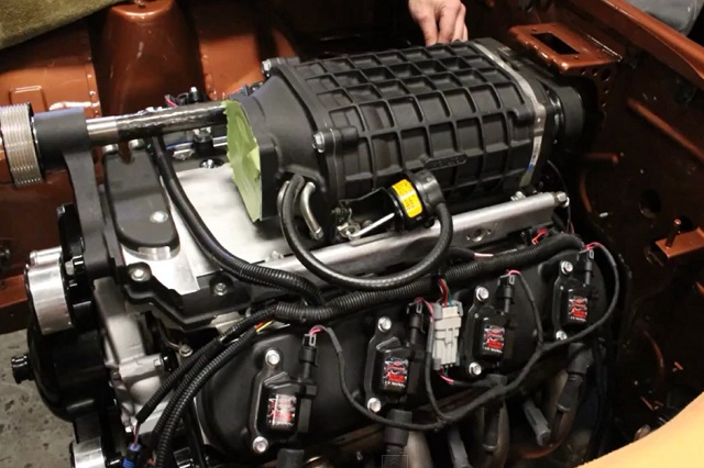 Video: Datsun 280Z With 680 HP Supercharged LSX Swap