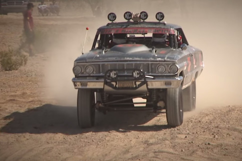 Video: 1964 Ford Galaxie Off-Road Race Car Really Roars