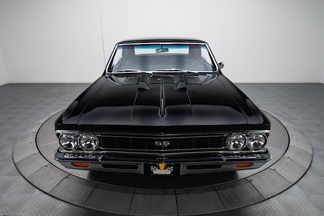 Video: Black Beauty '66 Chevelle SS At RK Motors
