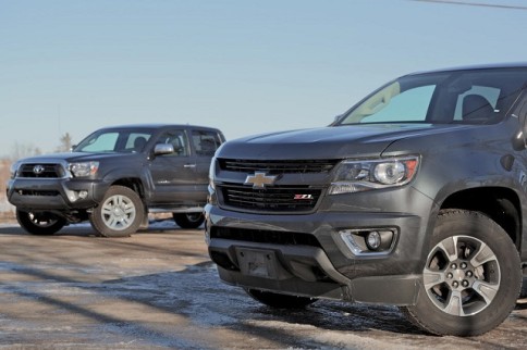 Video: Old Tacoma Vs New Colorado