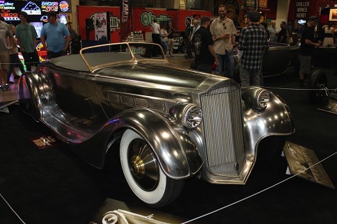 Bare Metal Beauties: Hollywood Hot Rods' Trifecta GNRS Display