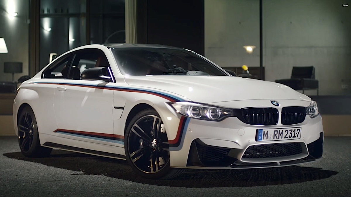 Video: A BMW M4 Fully Equipped With M Performance Parts