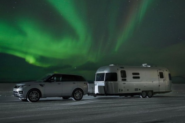 Land Rover Ranger Rover Hybrid Airstream arctic circle