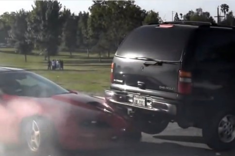 Video: 4th Gen Camaro Donuts Go Bad, Exactly Nobody is Surprised