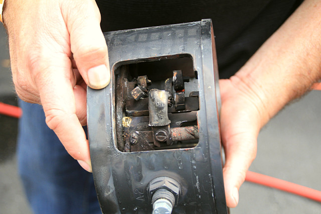 In past outings the car burned fuses with as much as 600 AMP capacity. You can easily see the damage such currents can quickly cause.