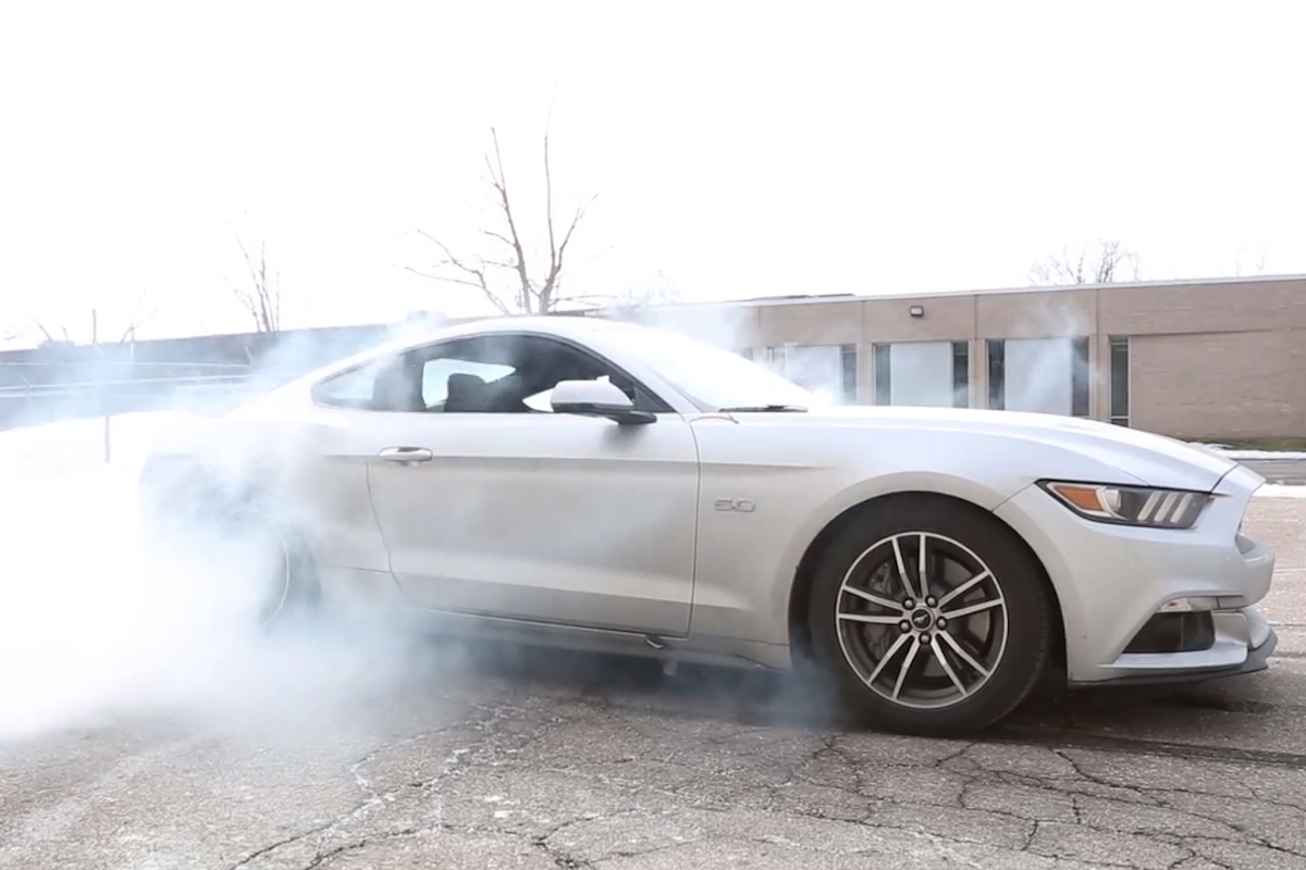 Video: Sneak Preview Roush R2300 Supercharger For Automatic 2015 GT