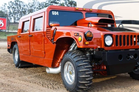 Video: Watch This Beast of a 3,000 hp Hummer Drag Race